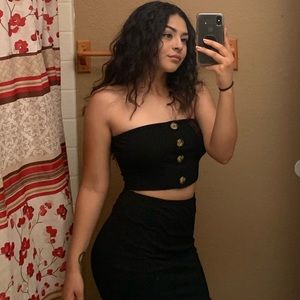 Meet your Posher, Zaira